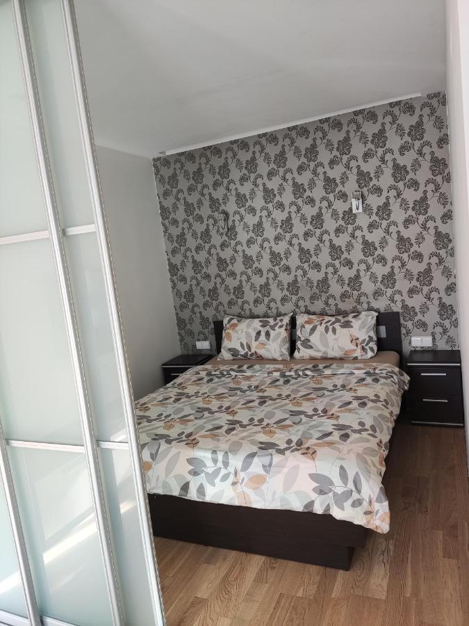 Nikoletos Apartamentai Panevezys Exterior foto